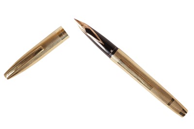 Lot 112 - AN 18CT GOLD SHEAFFER  FOUNTAIN PEN
