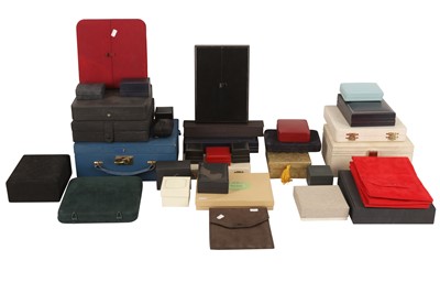 Lot 55 - A COLLECTION OF JEWELLERY BOXES