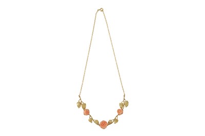 Lot 199 - λ A coral necklace