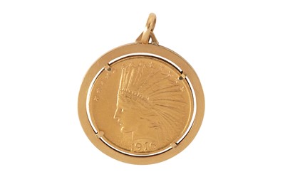 Lot 119 - A medal pendant