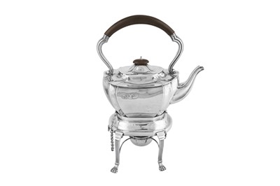 Lot 479 - A George V sterling silver kettle on burner stand, Birmingham 1910 by Williams Birmingham Ltd