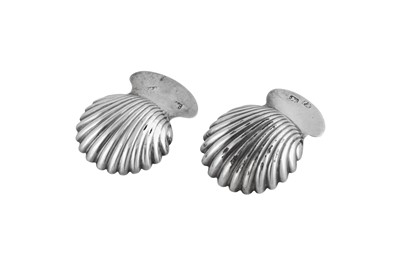 Lot 406 - A near pair of George III sterling silver caddy spoons, London circa 1780 by Hester Bateman