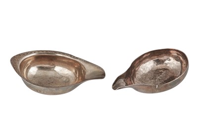 Lot 9 - A GEORGE III STERLING SILVER PAP BOAT, LONDON PROBABLY 1777 BY HESTER BATEMAN
