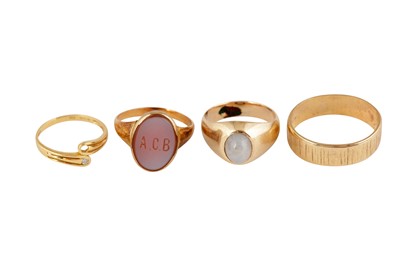 Lot 76 - A GROUP OF FOUR RINGS