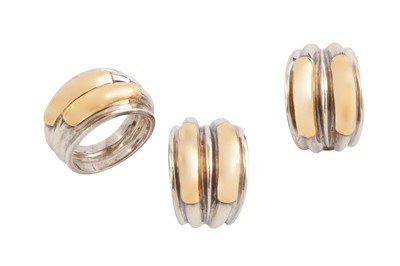 Lot 136 - Lalaounis I A ring and earclip suite