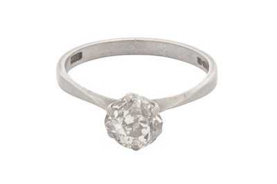 Lot 53 - A diamond single-stone ring