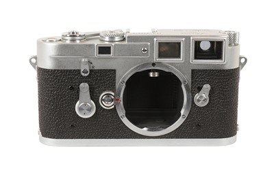 Lot 161 - A Leica M3 DS Rangefinder Camera Body
