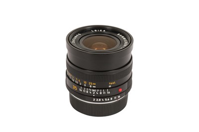 Lot 205 - A Leitz 35mm f/2 Summicron-R E55 3-Cam Lens