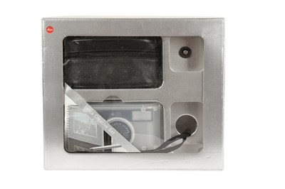 Lot 527 - Leica C3 Compact Camera Gift Sets