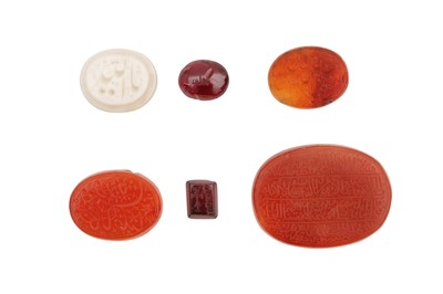 Lot 439 - SIX HARDSTONE INTAGLIO SEALS WITH NASTA'LIQ SCRIPT