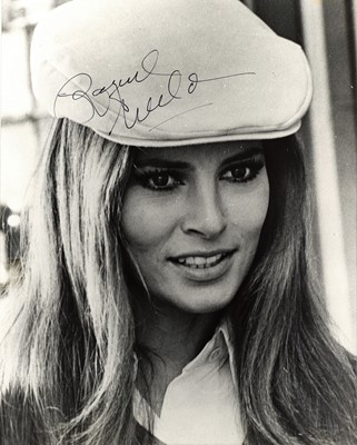 Lot 134 - Welch (Raquel)