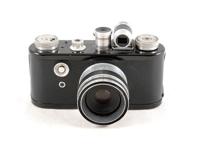 Lot 422 - Black Corfield Periflex I with 45mm f2.8 Lumax Lens.
