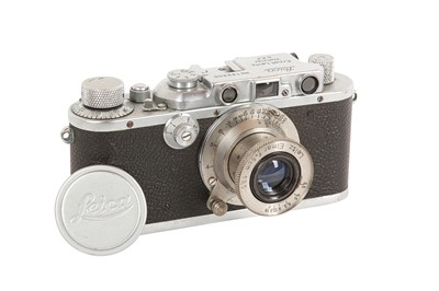 Lot 141 - A Leica III Rangefinder Camera