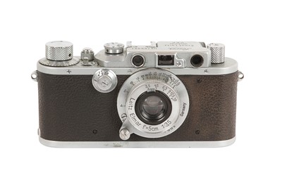 Lot 142 - A Leica III Rangefinder Camera