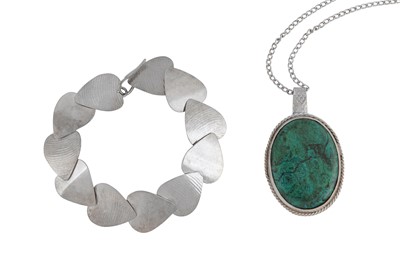 Lot 75 - A GROUP OF JEWELLERY