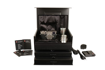 Lot 154 - A Leica MP240 "TITAN" 10976 Titanium Camera Outfit