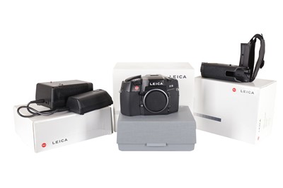 Lot 99 - A Leica R8 SLR Camera Body
