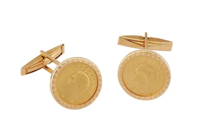 Lot 79 - A pair of coin cufflinks