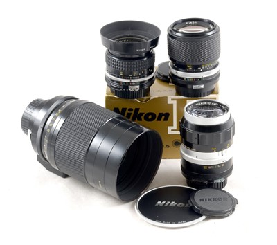 Lot 338 - Nikon 500mm Mirror & Other Lenses.