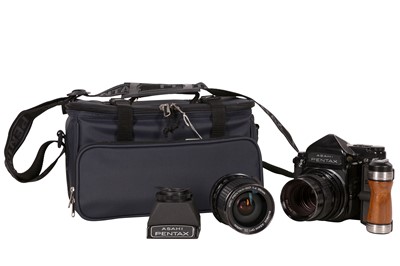 Lot 275 - A Pentax 6x7 SLR Medium Format Camera Outfit