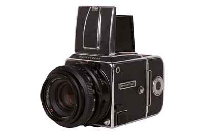 Lot 283 - A Hasselblad 2000 FC/M Medium Format S.L.R Camera