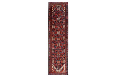 Lot 7 - A MALAYIR RUNNER, WEST PERSIA