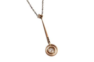 Lot 41 - A diamond pendant necklace and earring suite