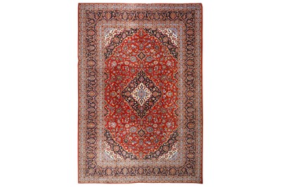 Lot 39 - A FINE KASHAN CARPET, CENTRAL PERSIA