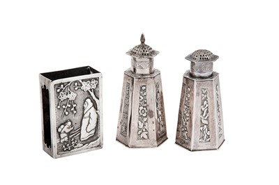 Lot 396 - An early 20th century Chinese Export silver match box holder, Shanghai circa 1920 retailed by Hung Chong