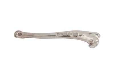 Lot 331 - Medical interest - An Elizabeth II sterling silver novelty bone, Sheffield 2004 by MRB (untraced)