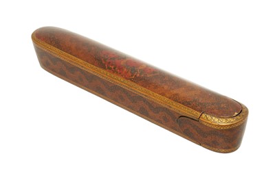 Lot 28 - A KASHMIRI-STYLE LACQUERED PAPIER-MÂCHÉ PEN CASE (QALAMDAN) WITH FLORAL SCROLLWORK CHEVRONS