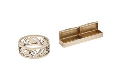Lot 78 - A GEORGE V STERLING SILVER DOUBLE PIN OR SEALING WAX BOX, LONDON 1913 BY ASPREY AND CO