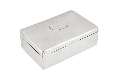 Lot 343 - A George V sterling silver cigar box, Birmingham 1918 maker’s mark obscured