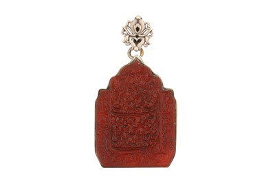 Lot 444 - A CARNELIAN INTAGLIO PENDANT WITH NASTA'LIQ CALLIGRAPHY