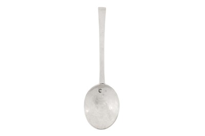 Lot 476 - A Charles II sterling silver puritan spoon, London 1669 by Stephen Venables (free. 22nd January 1641, d. 1683)