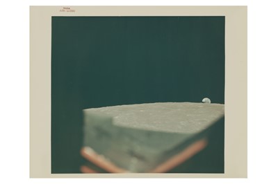 Lot 439 - Apollo 8 Beginning of Third Earthrise Viewed by Humans