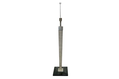 Lot 673 - A CONTEMPORARY CAST METAL TABLE LAMP