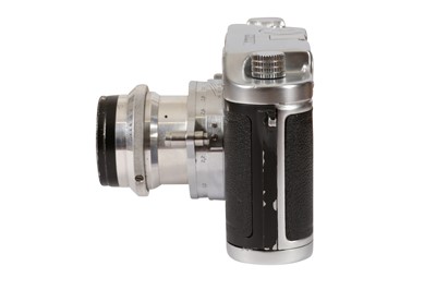 Lot 152 - An Ilford Witness Rangefinder Camera