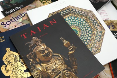 Lot 559 - A VAST LIBRARY OF CATALOGUES AND REFERENCE BOOKS