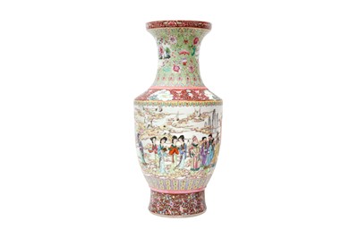 Lot 547 - A LARGE CHINESE FAMILLE-ROSE 'IMMORTAL LADIES' VASE