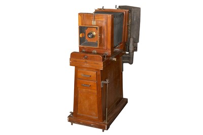 Lot 236 - A Large Format Vosper Thornycroft Mahogany & Brass Process Camera