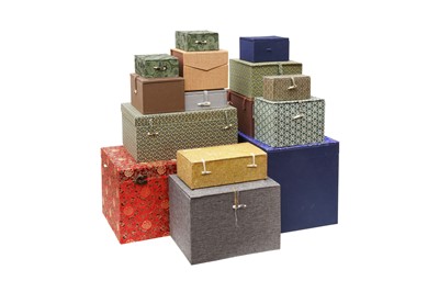 Lot 422 - A GROUP OF FIFTEEN CHINESE BOXES