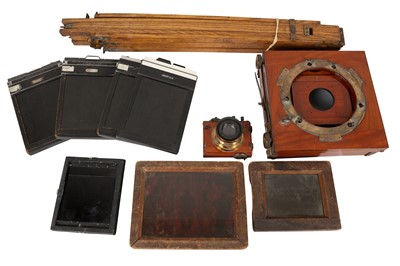 Lot 9 - A Thornton Pickard Imperial Triple Extension Field Camera