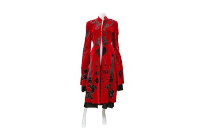 Lot 289 - Dilara Findikoglu Red Velvet Embroidered Kimono - Size S