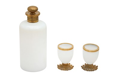 Lot 515 - AN ITALIAN OPALESCENT GLASS DECANTER AND GLASSES