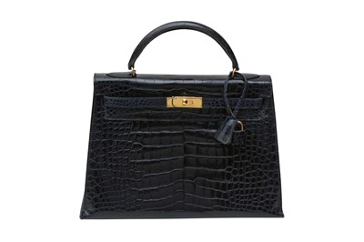 Lot 349 - λ Hermes Shiny Navy Porosus Crocodile Kelly Sellier 32