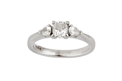 Lot 148 - A diamond three-stone ring