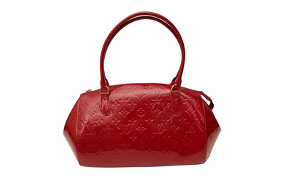 Lot 294 - Louis Vuitton Pomme D'Amour Monogram Vernis Sherwood PM