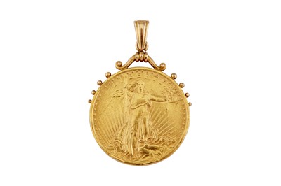 Lot 163 - A United States of America 20 dollars coin pendant