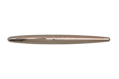 Lot 87 - ALFRED DUNHILL; A TORPEDO G.M.T. WORLD TIME ZONE LIMITED EDITION FOUNTAIN PEN